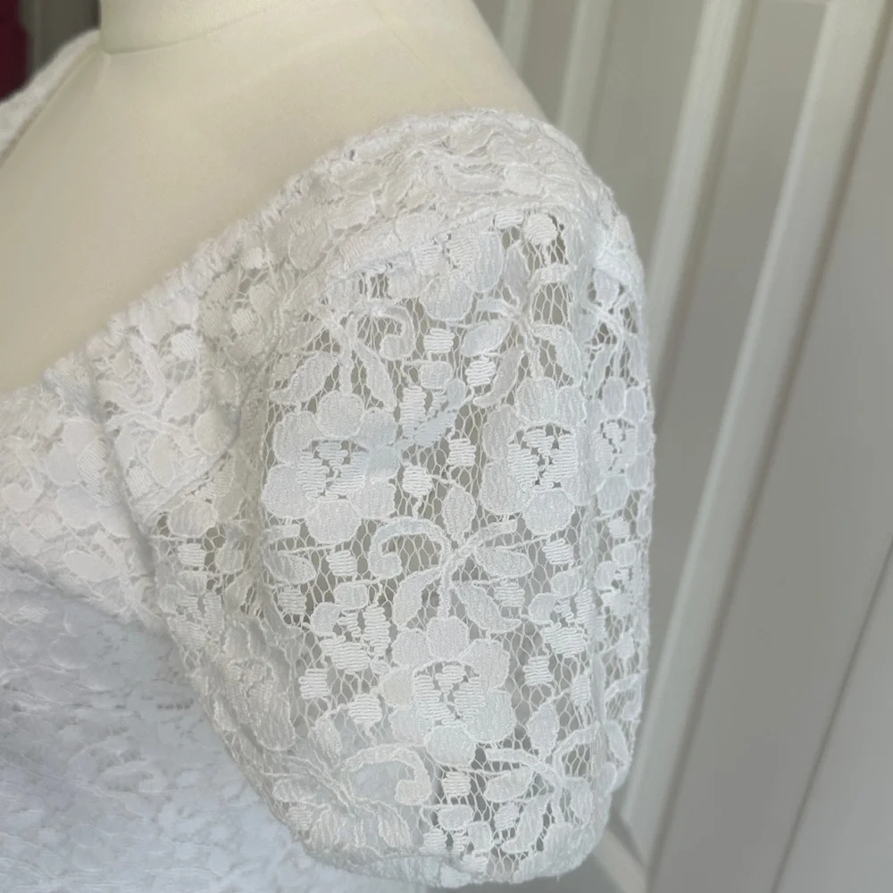 Abercrombie & Fitch White Lace Button-Down Mini Dress Size S